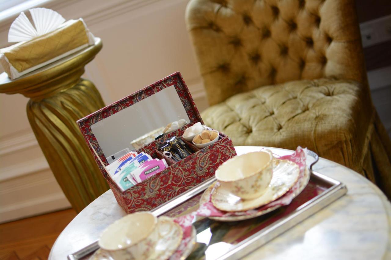 Castelnau Hotel กอลมาร์ ภายนอก รูปภาพ